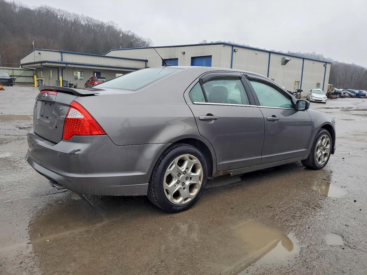2011 FORD FUSION