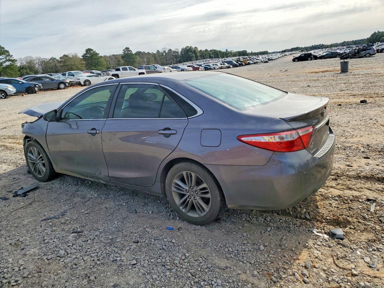2017 TOYOTA CAMRY