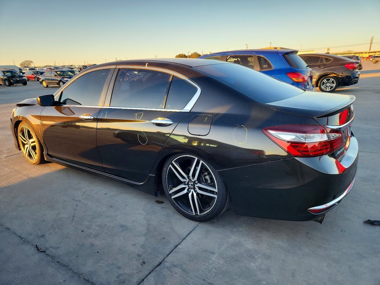 2016 HONDA ACCORD