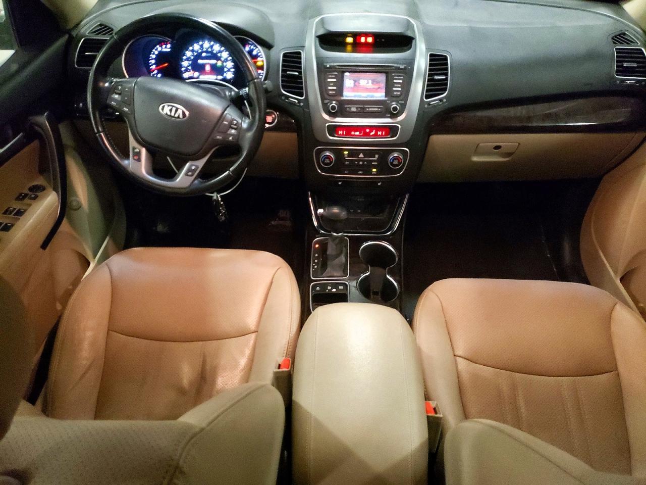2014 KIA SORENTO