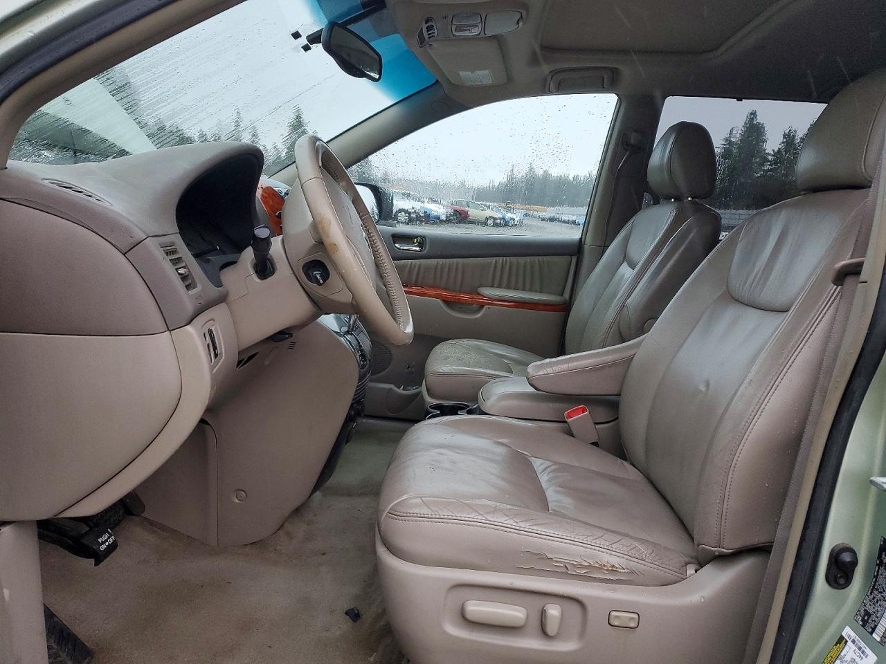 2006 TOYOTA SIENNA