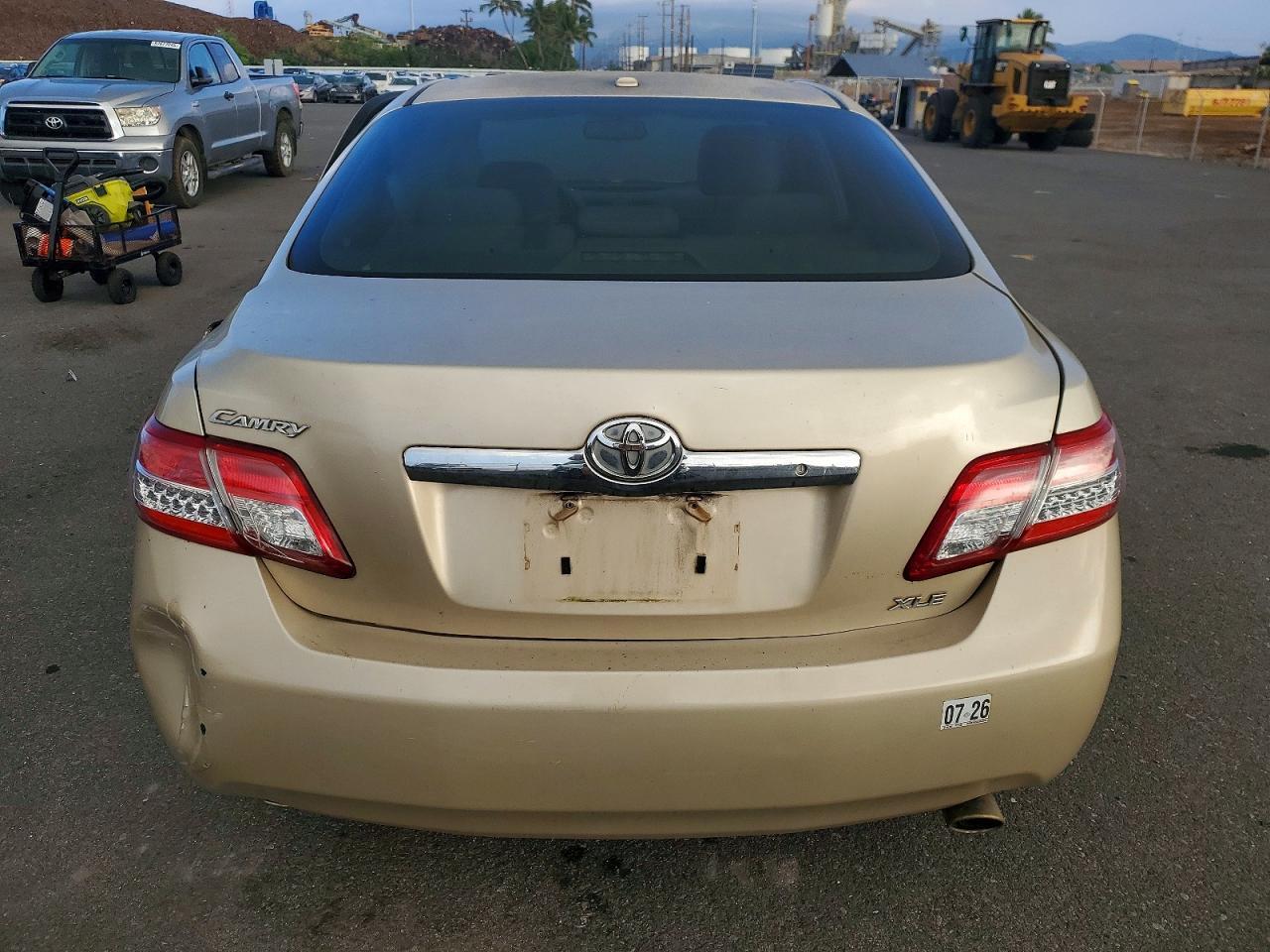 2010 TOYOTA CAMRY
