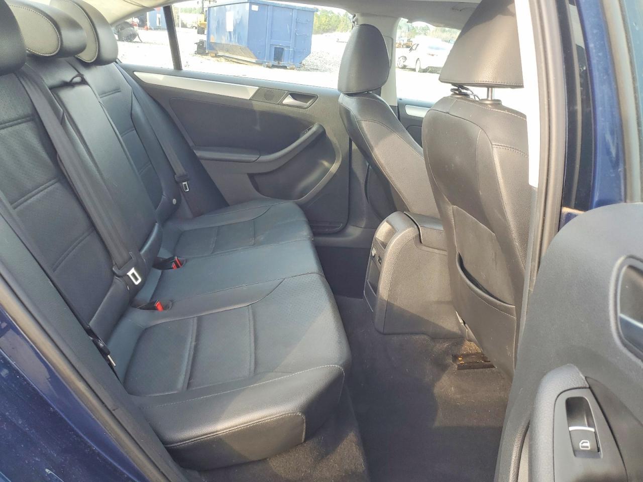 2013 VOLKSWAGEN JETTA