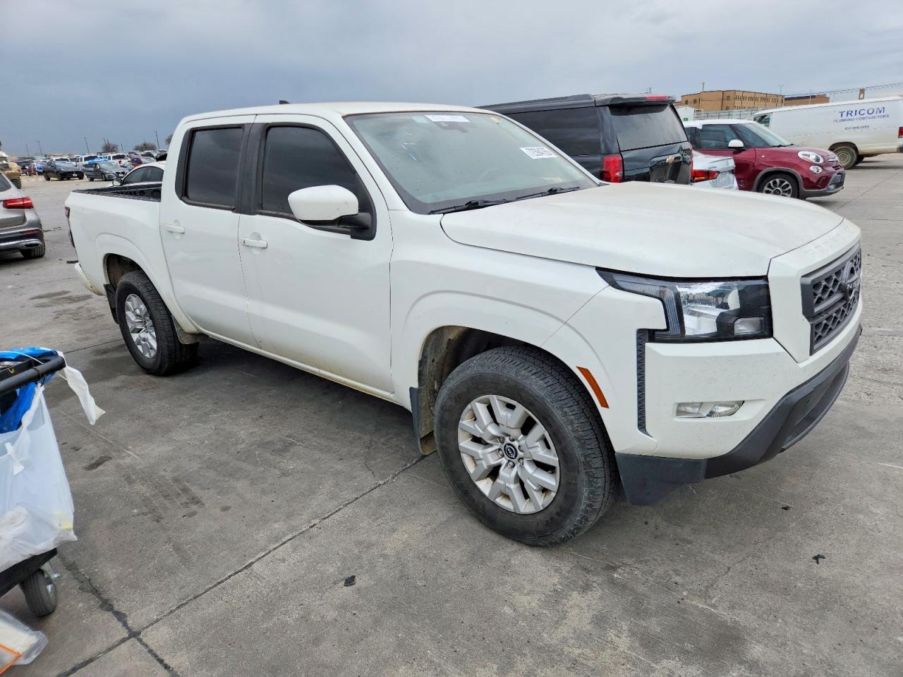 2022 NISSAN Frontier