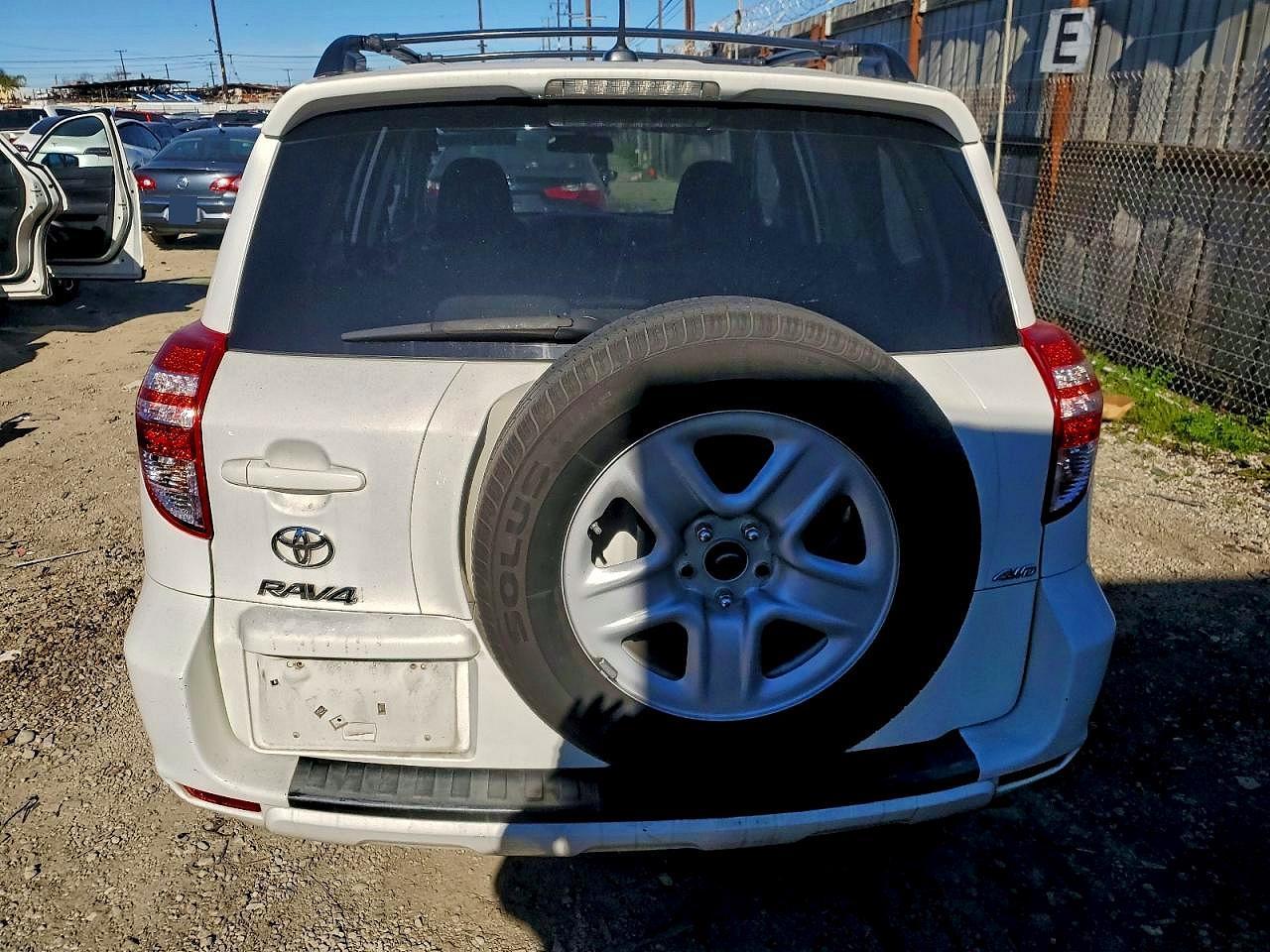 2011 TOYOTA RAV4