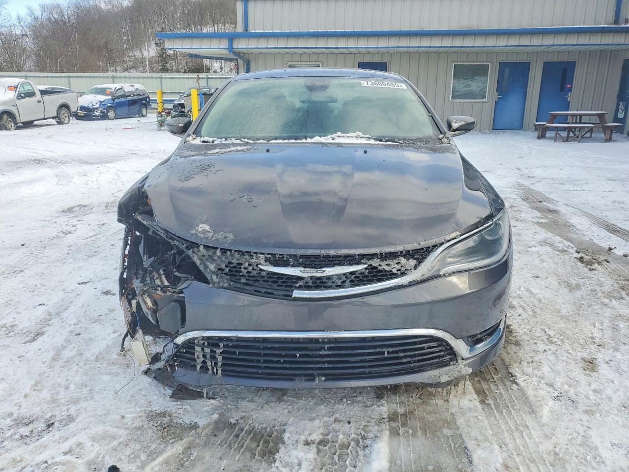 2016 CHRYSLER 200