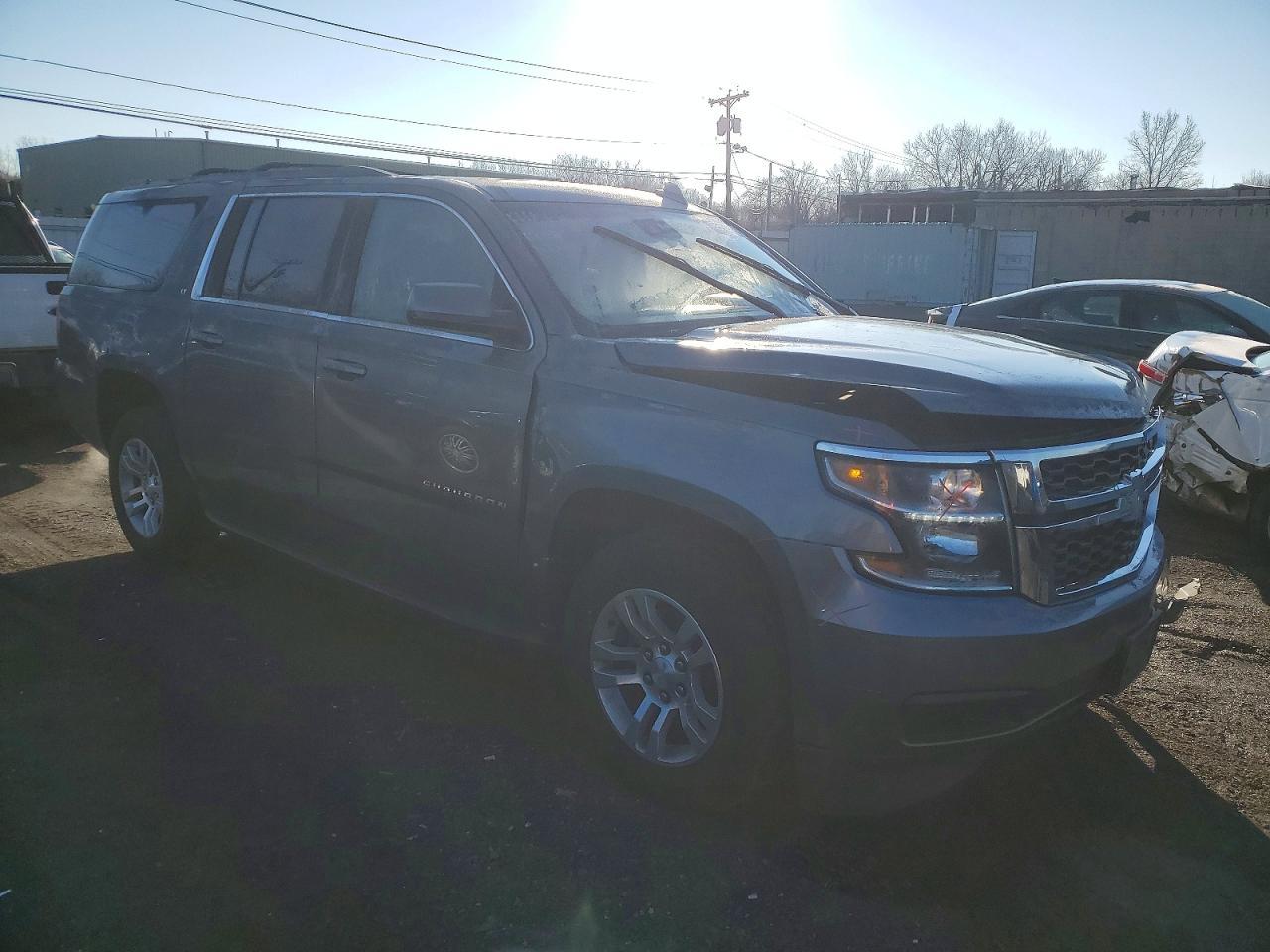2019 CHEVROLET Suburban