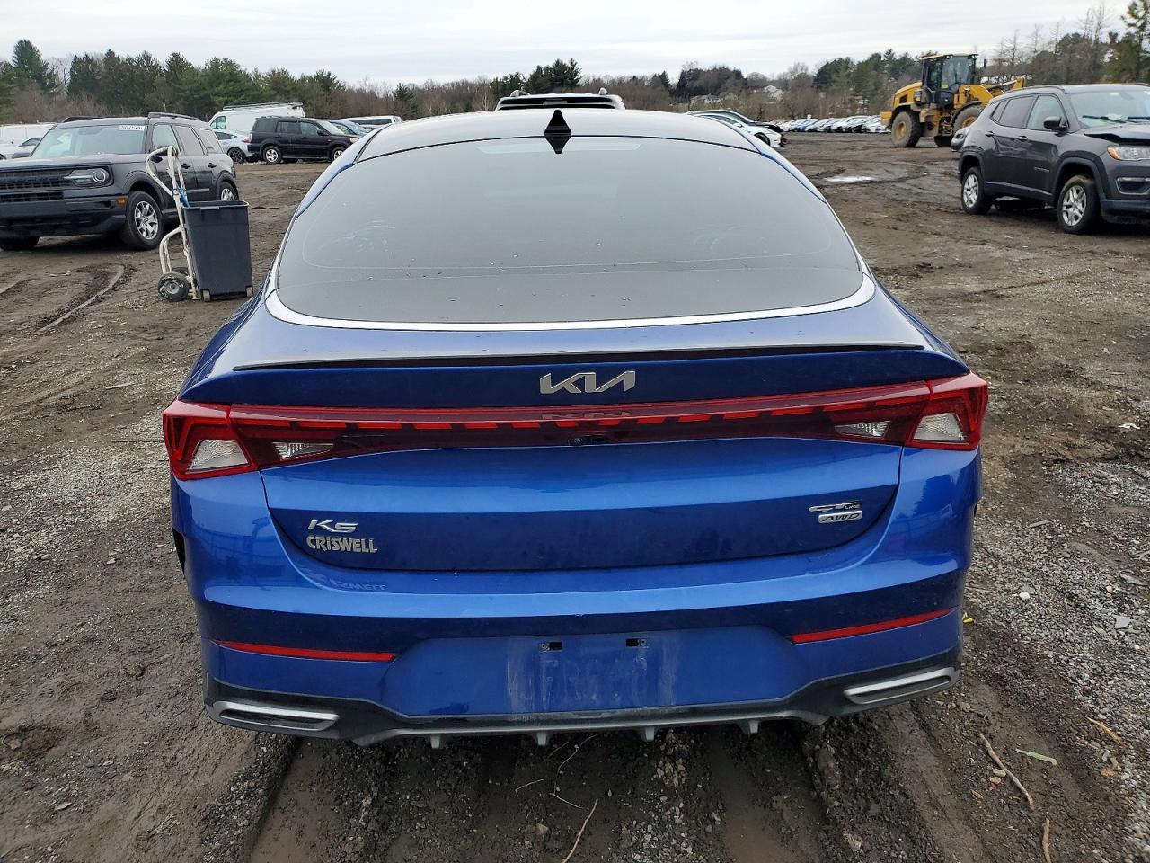 2022 KIA K5