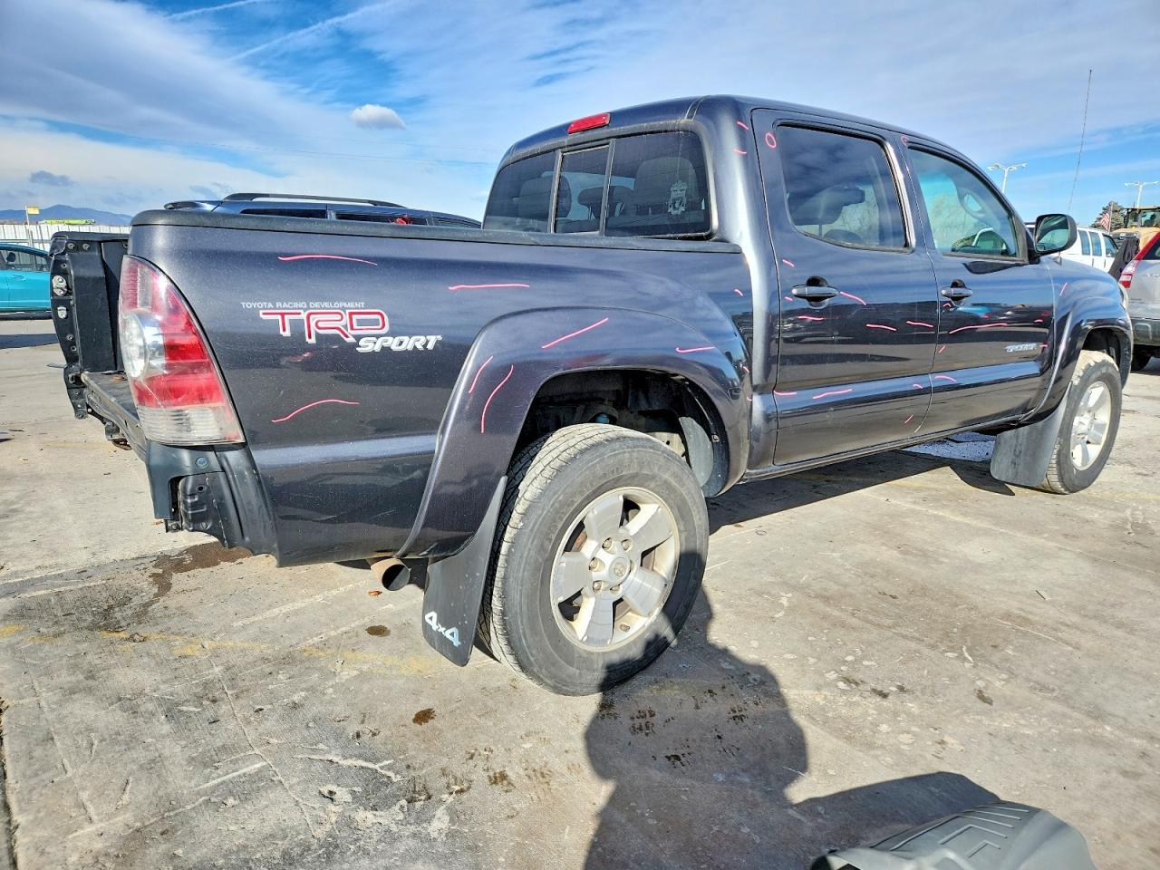 2011 TOYOTA TACOMA