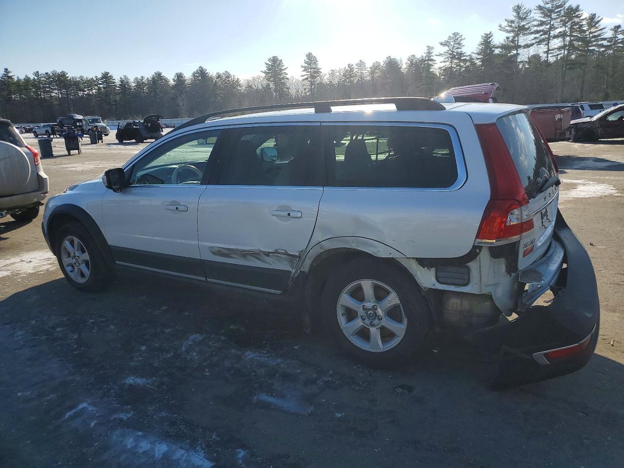 2015 VOLVO XC70