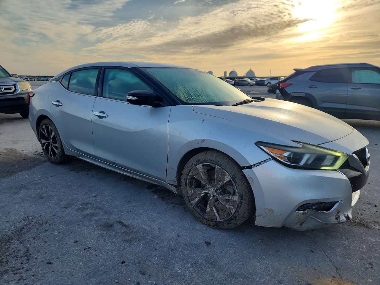 2018 NISSAN Maxima