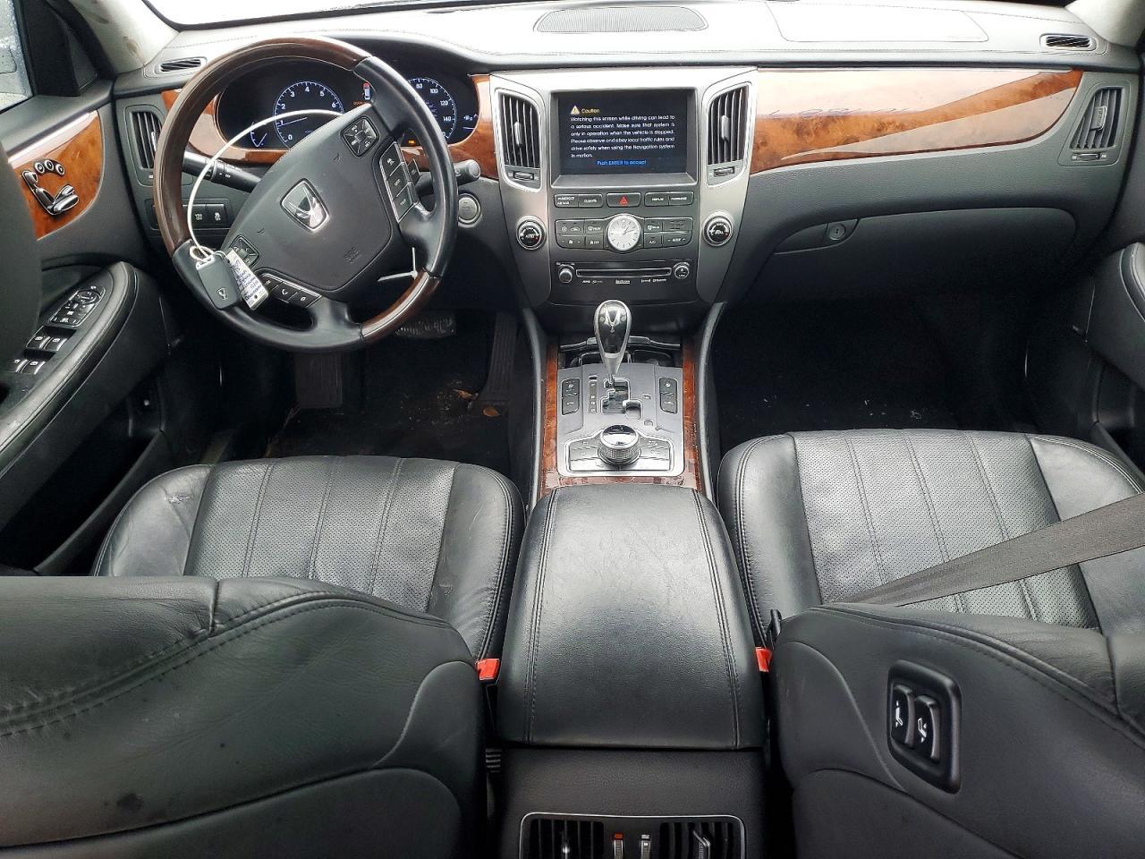 2013 HYUNDAI Equus