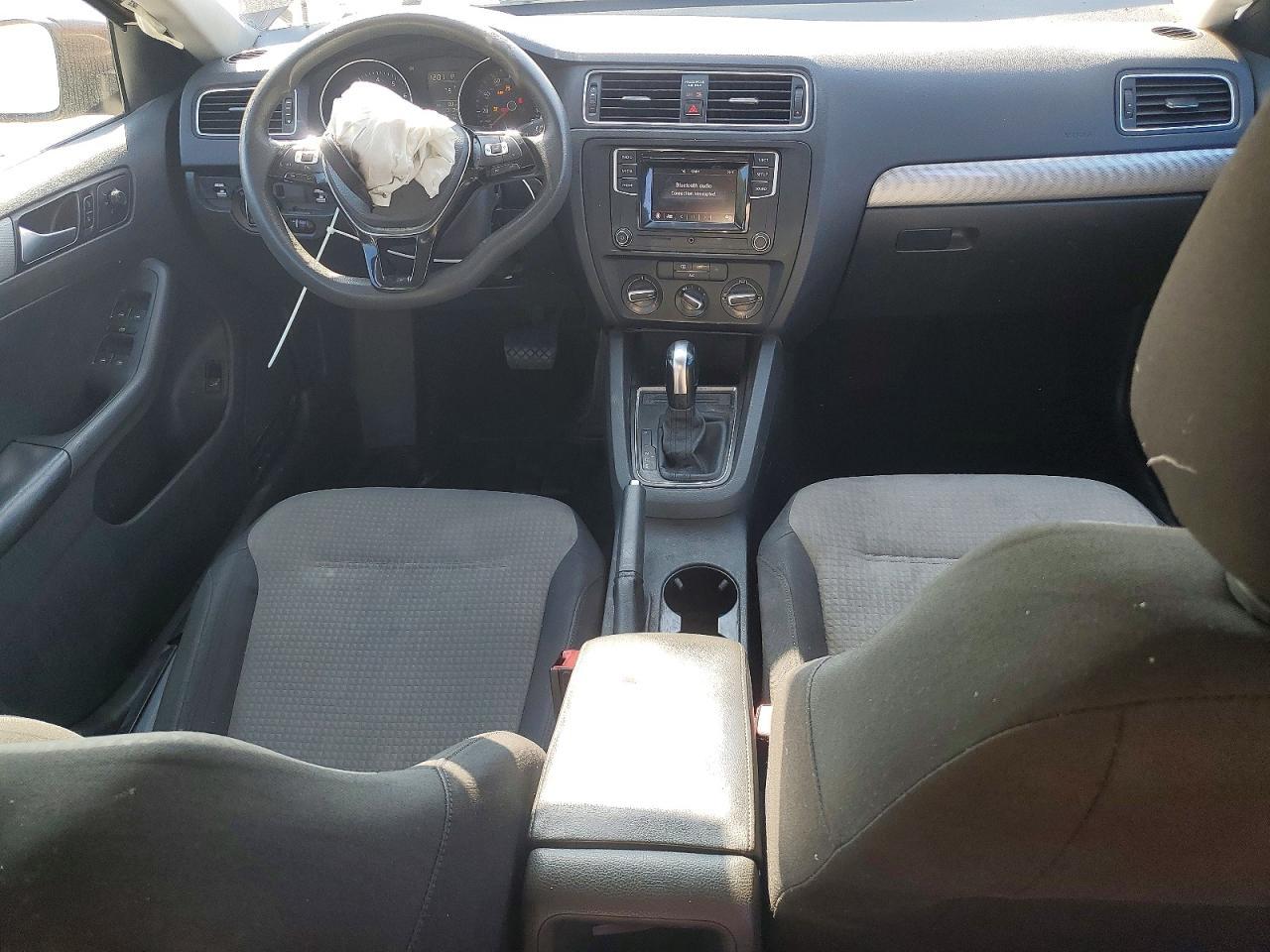 2017 VOLKSWAGEN JETTA