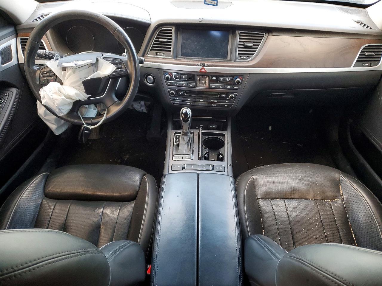 2015 HYUNDAI GENESIS