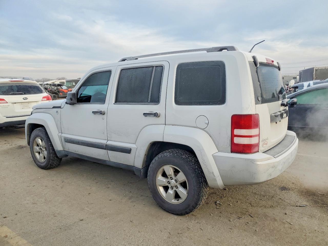2012 JEEP Liberty