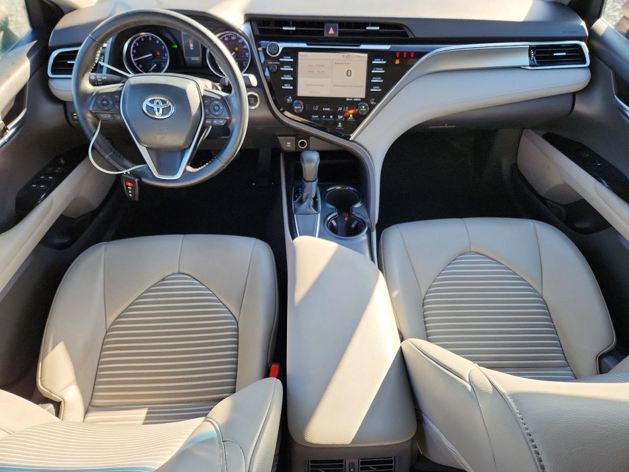 2018 TOYOTA CAMRY