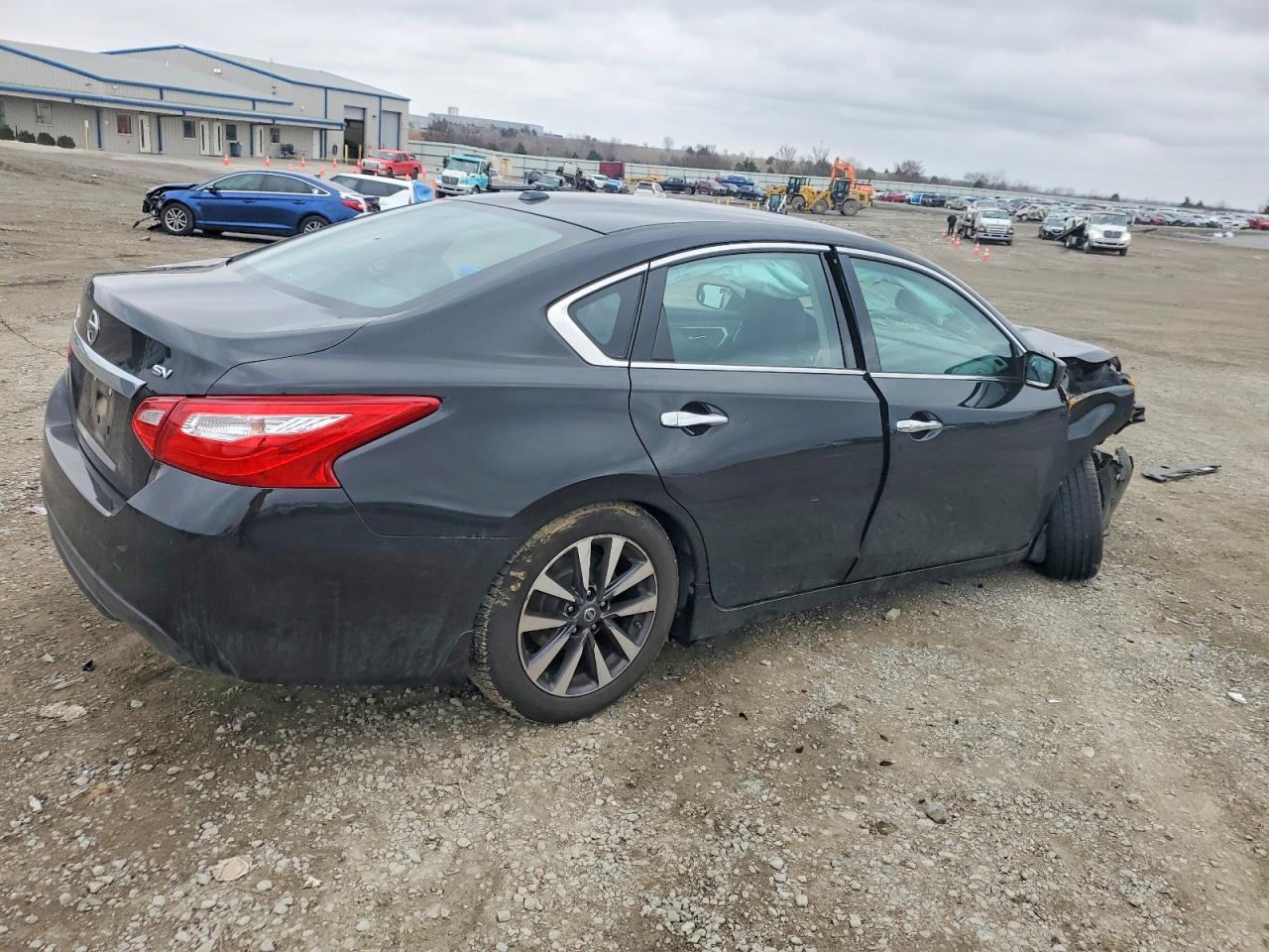 2017 NISSAN ALTIMA