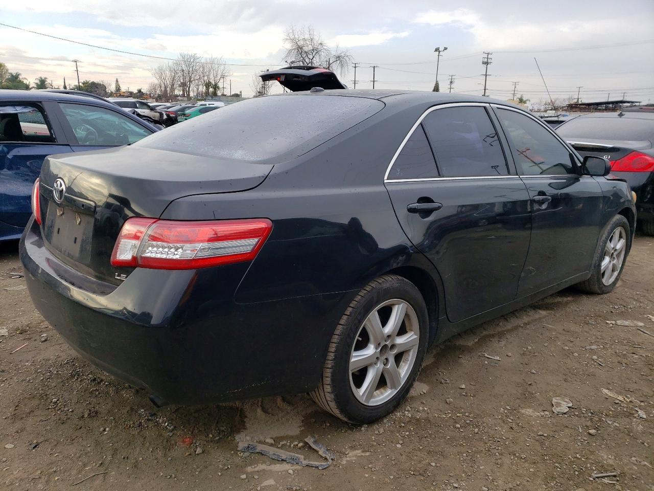2010 TOYOTA CAMRY