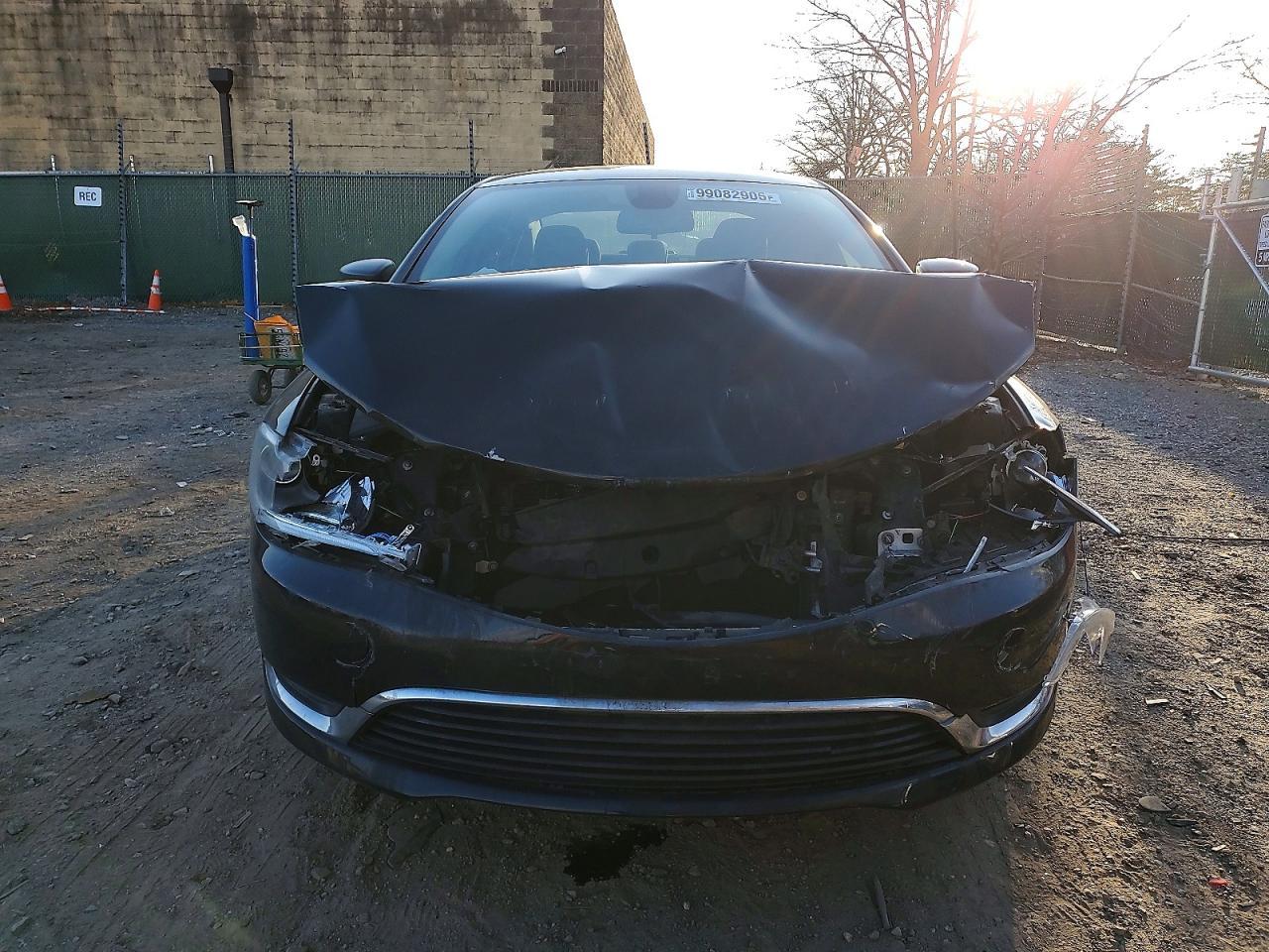2016 CHRYSLER 200