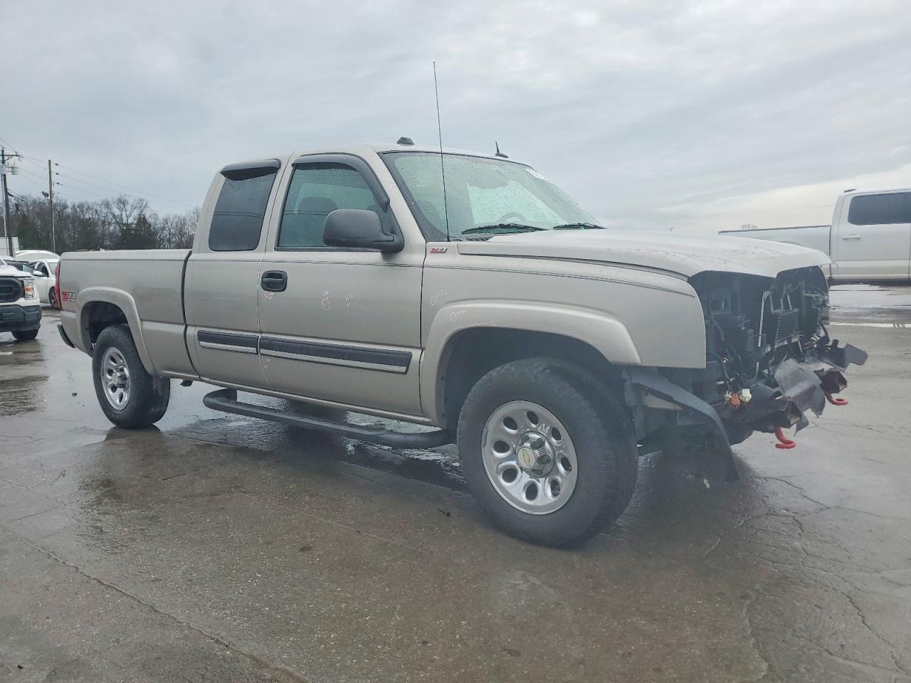 2004 CHEVROLET Silverado
