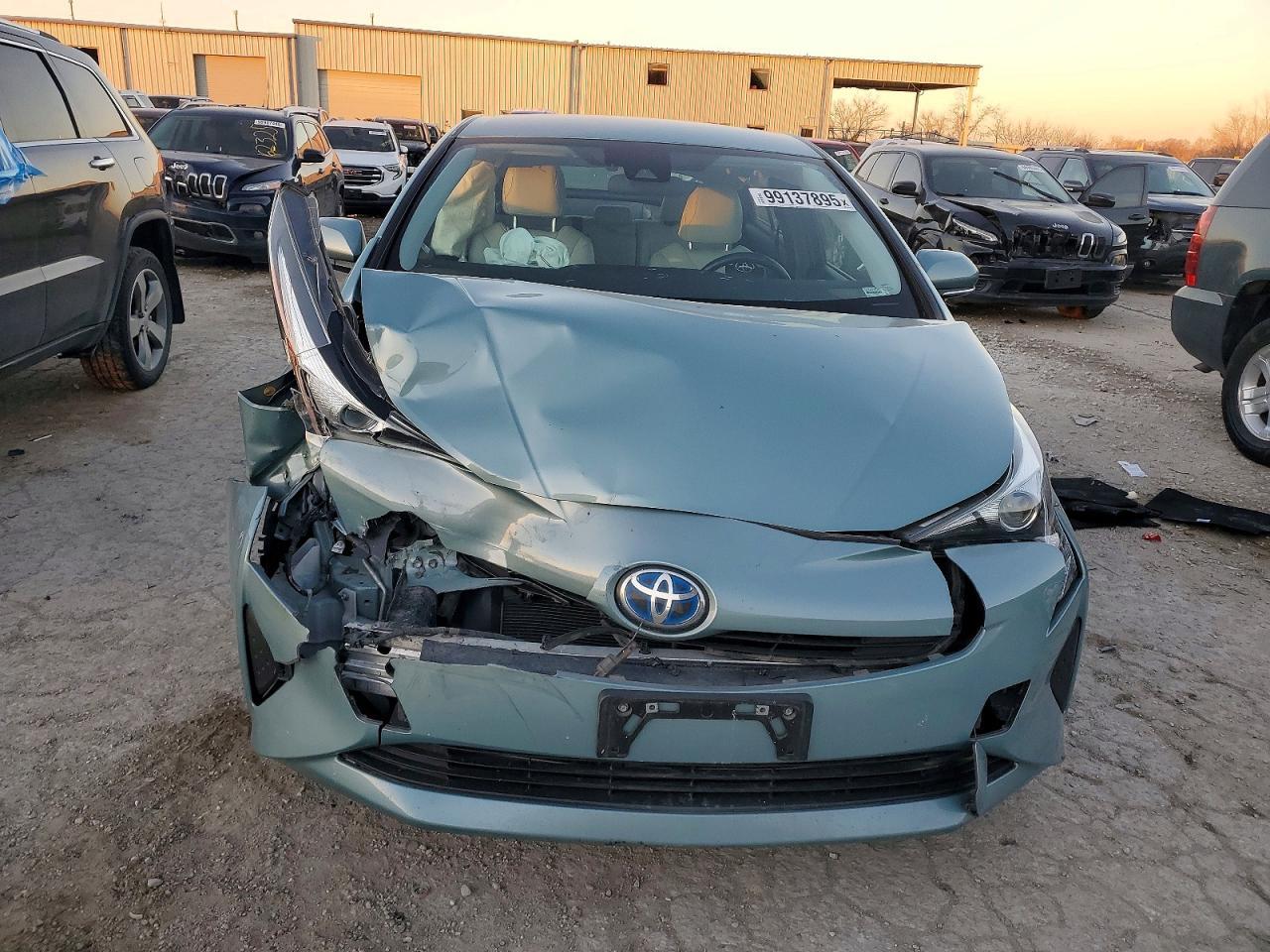 2017 TOYOTA PRIUS