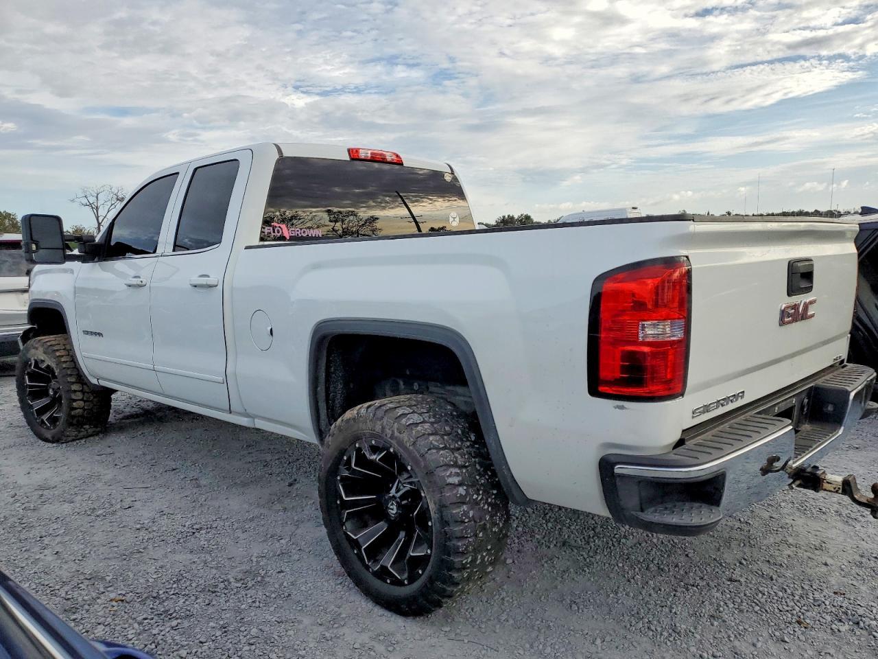 2018 GMC Sierra