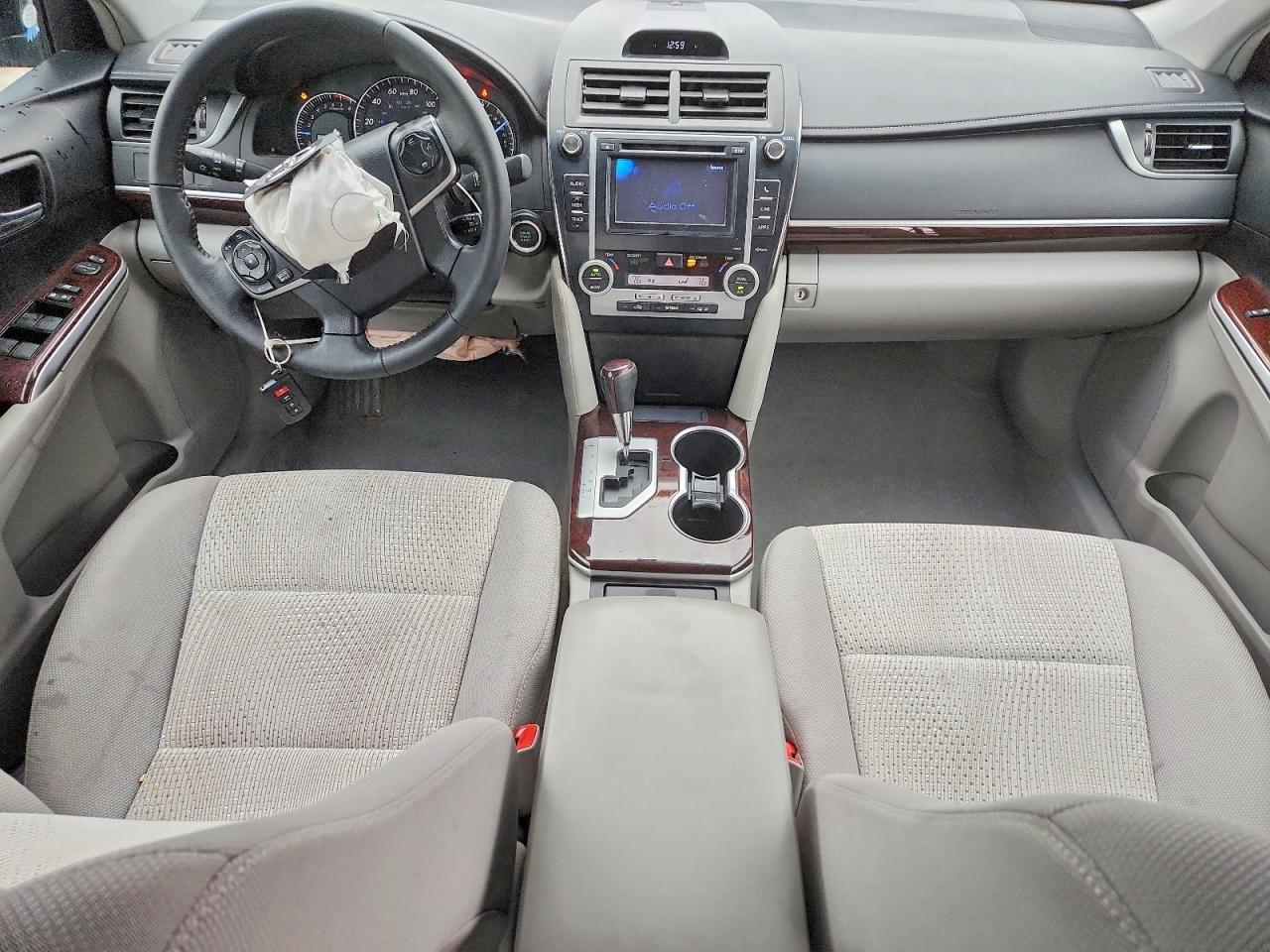 2014 TOYOTA CAMRY