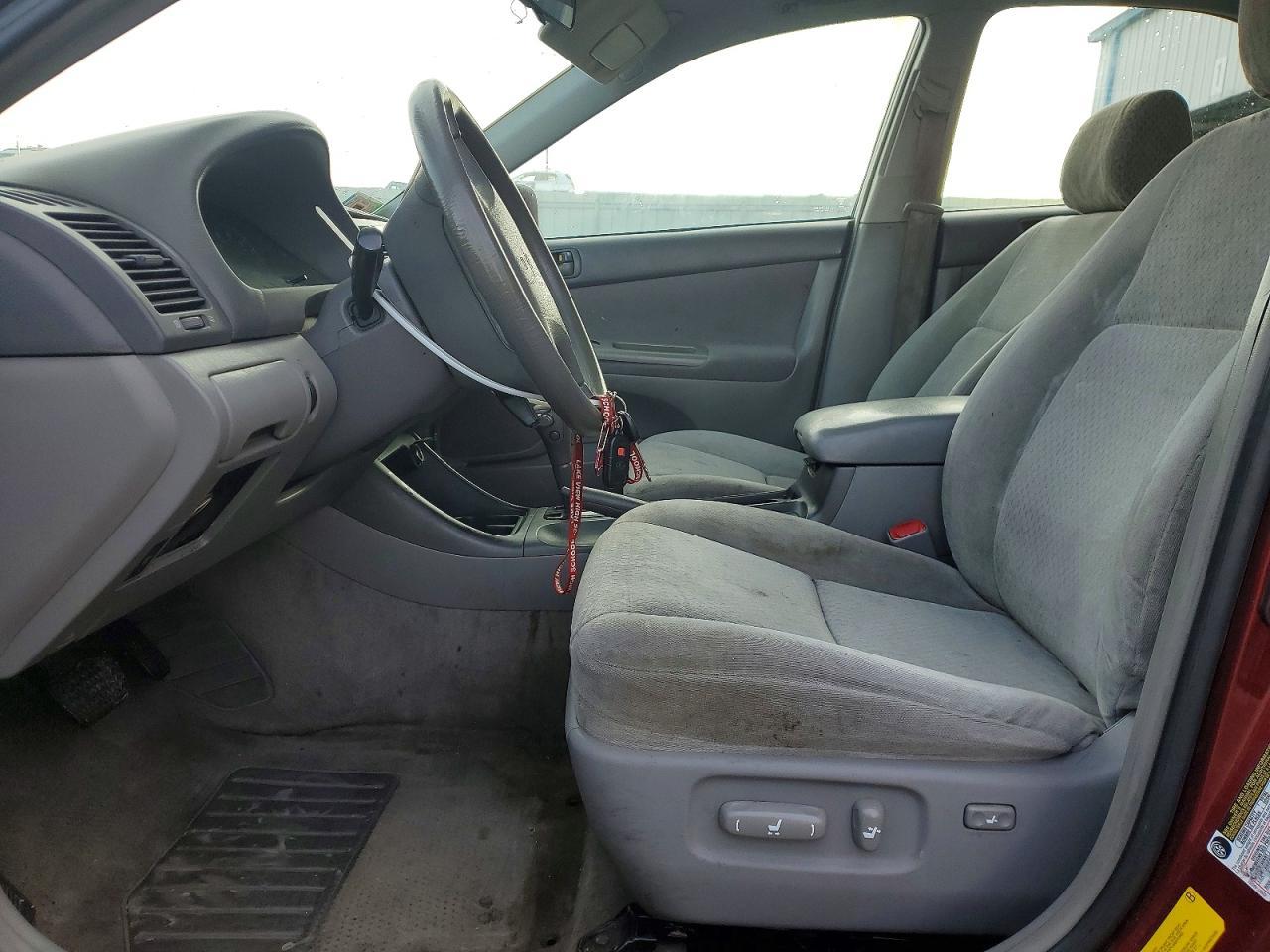 2004 TOYOTA CAMRY