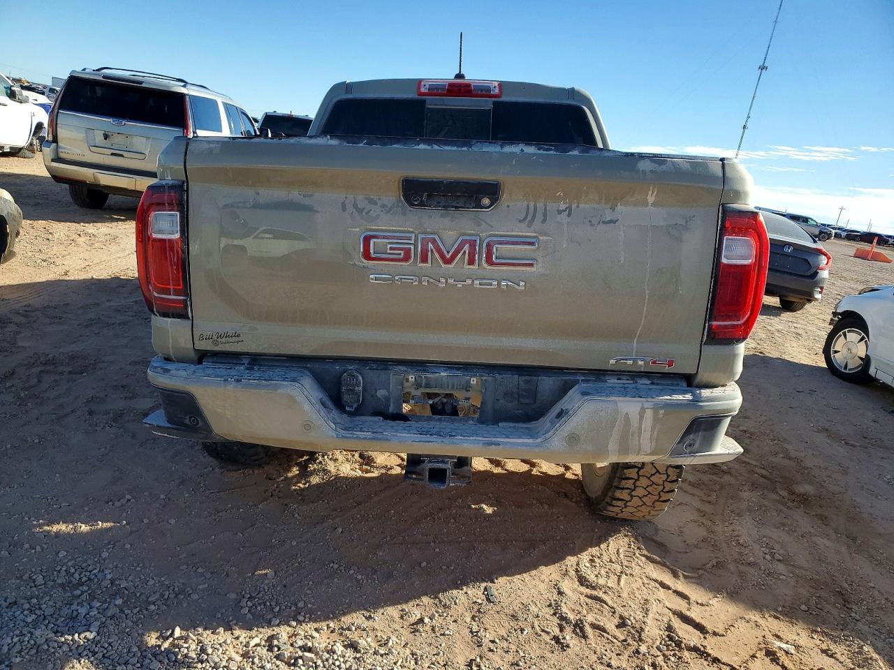 2024 GMC CANYON
