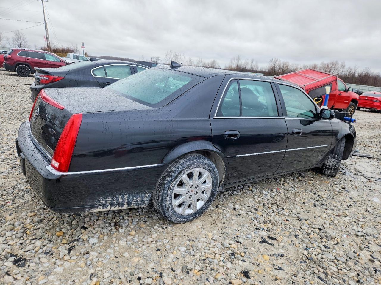 2011 CADILLAC DTS