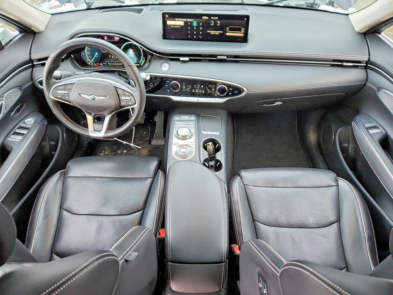 2023 GENESIS GV70