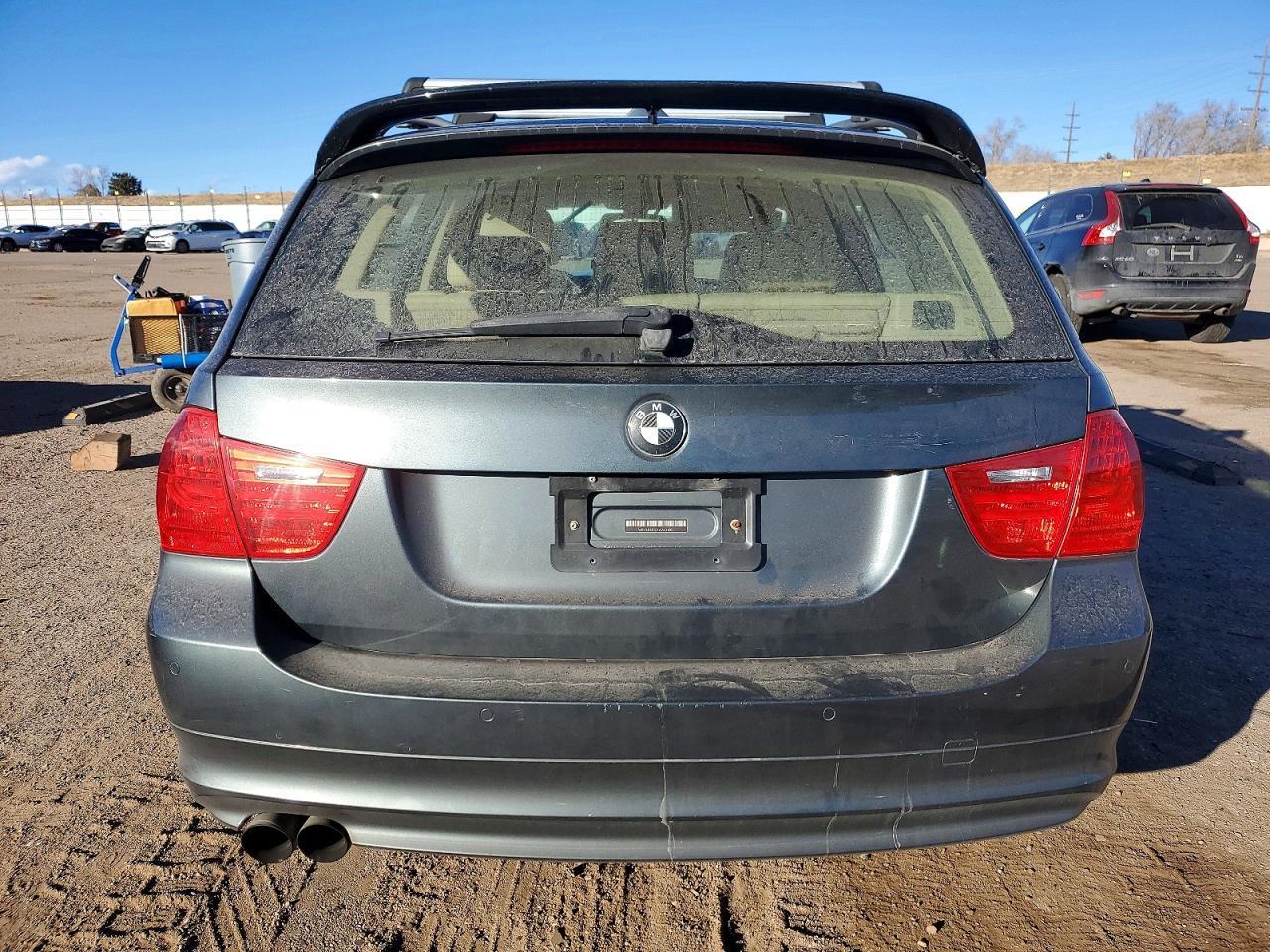 2010 BMW 3 SERIES