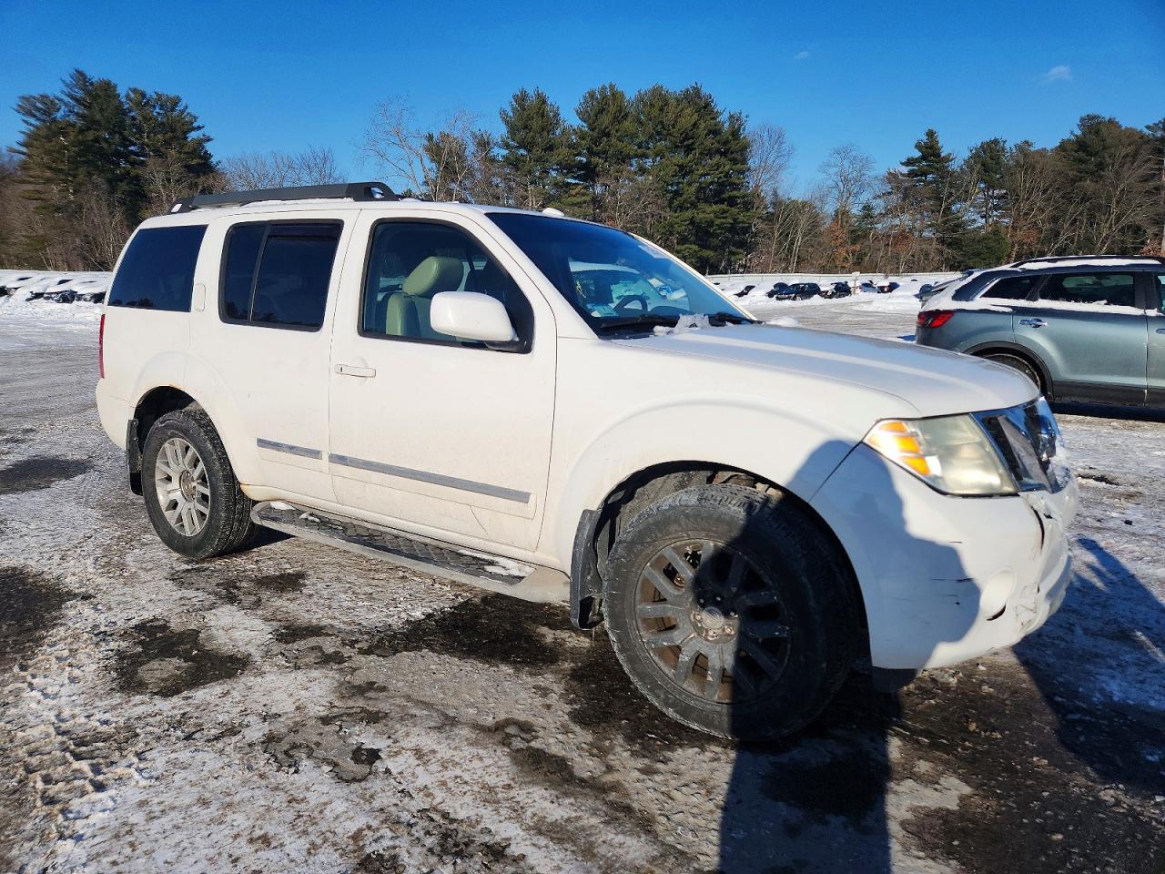 2010 NISSAN PATHFINDER