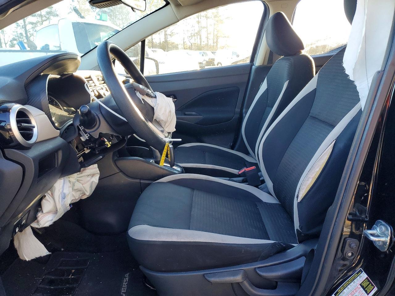 2021 NISSAN VERSA
