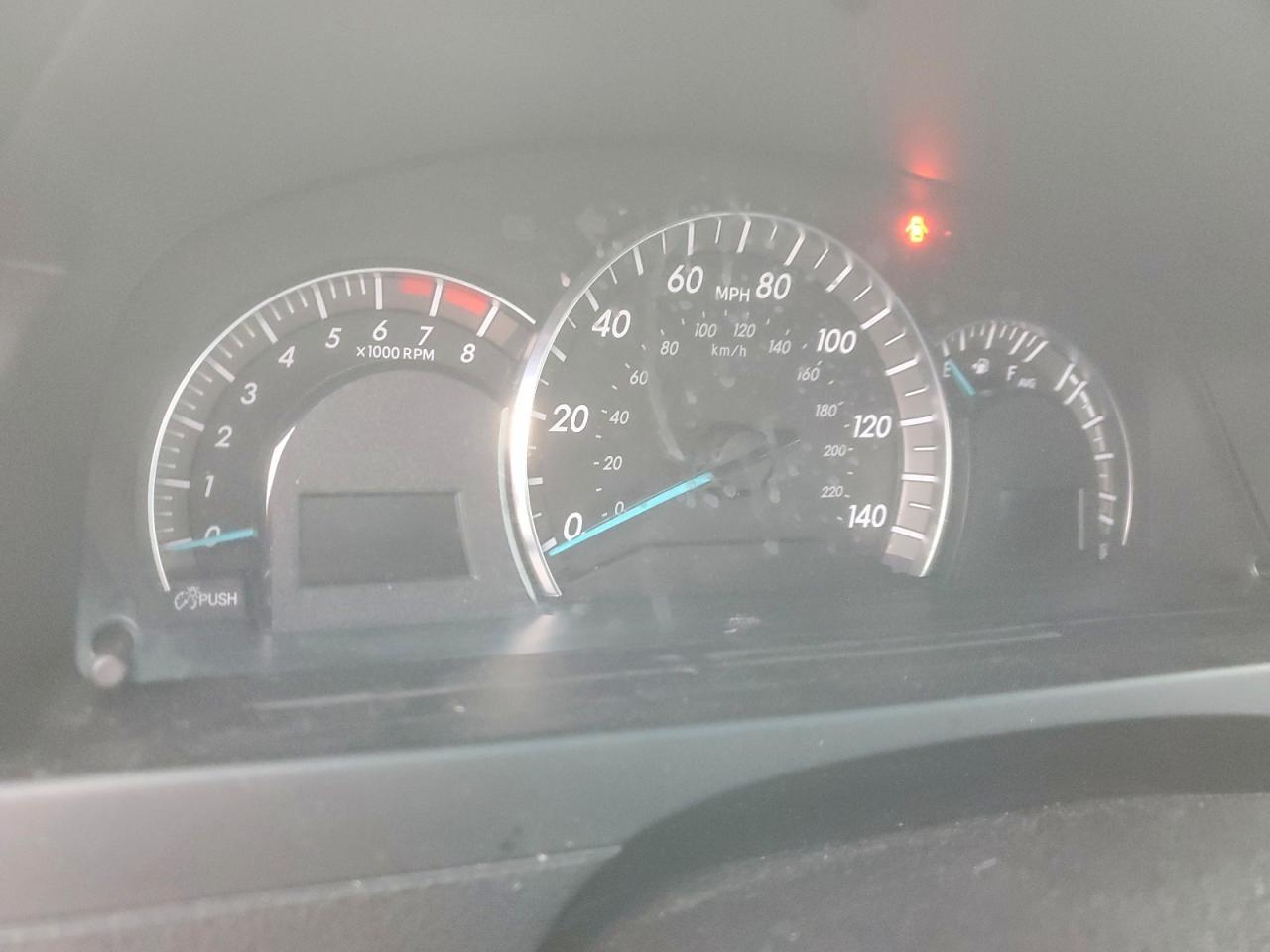 2014 TOYOTA CAMRY