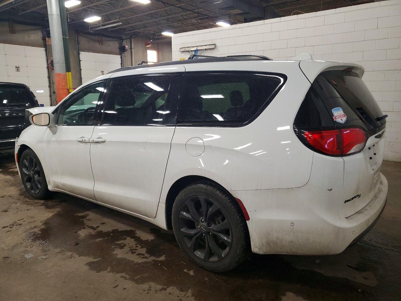 2019 CHRYSLER Pacifica