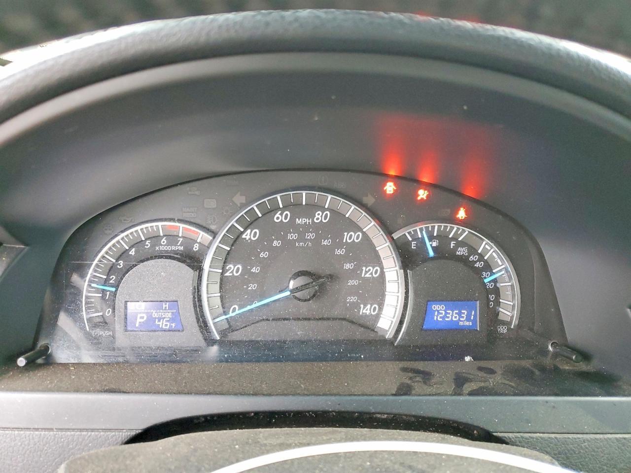 2014 TOYOTA CAMRY