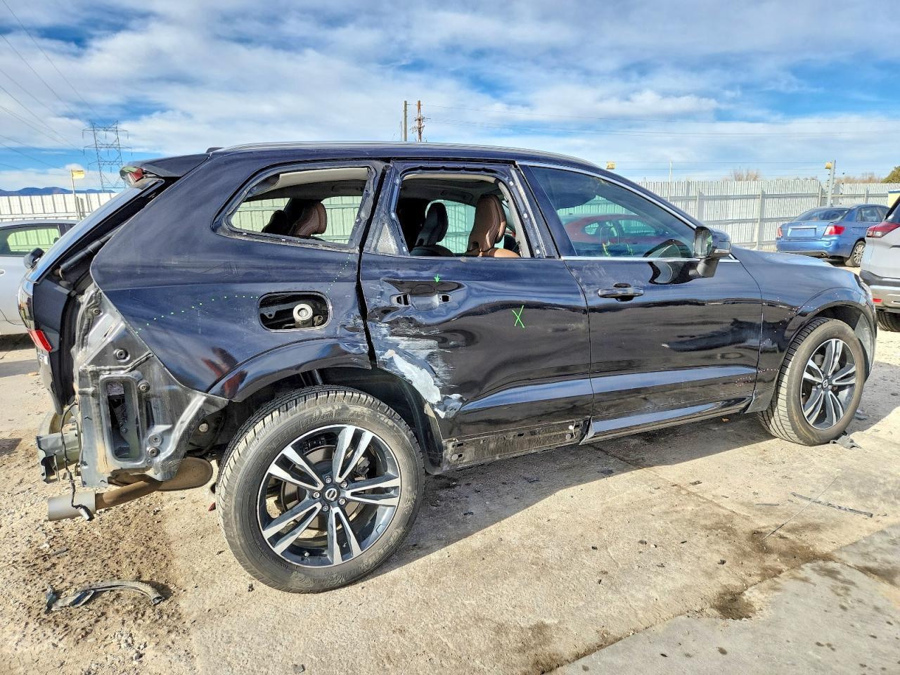2020 VOLVO XC60