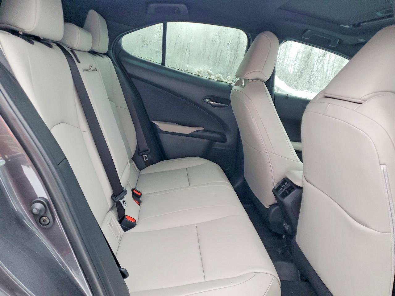 2025 LEXUS UX 300H