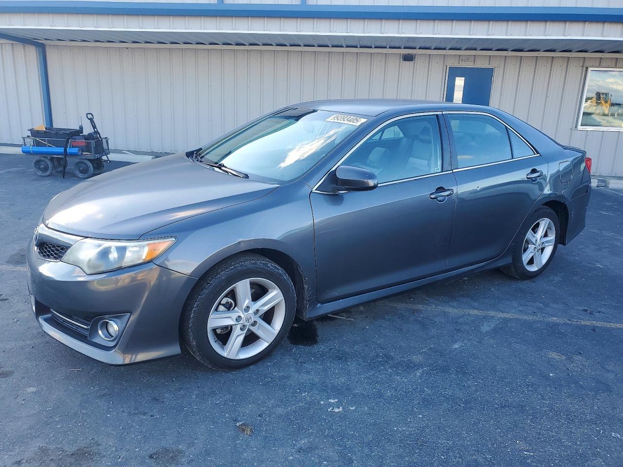 2012 TOYOTA CAMRY