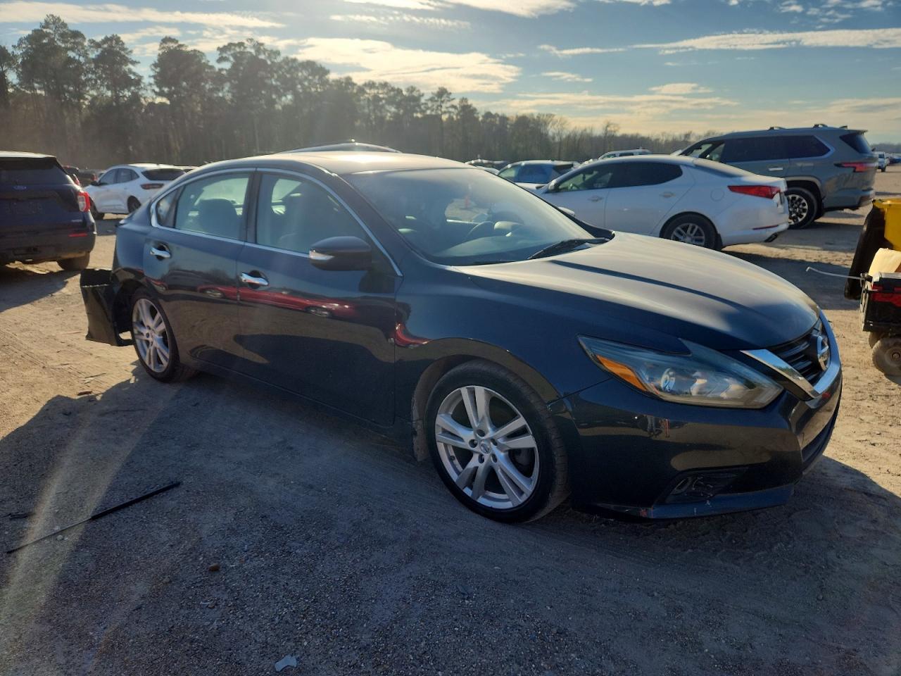 2017 NISSAN ALTIMA