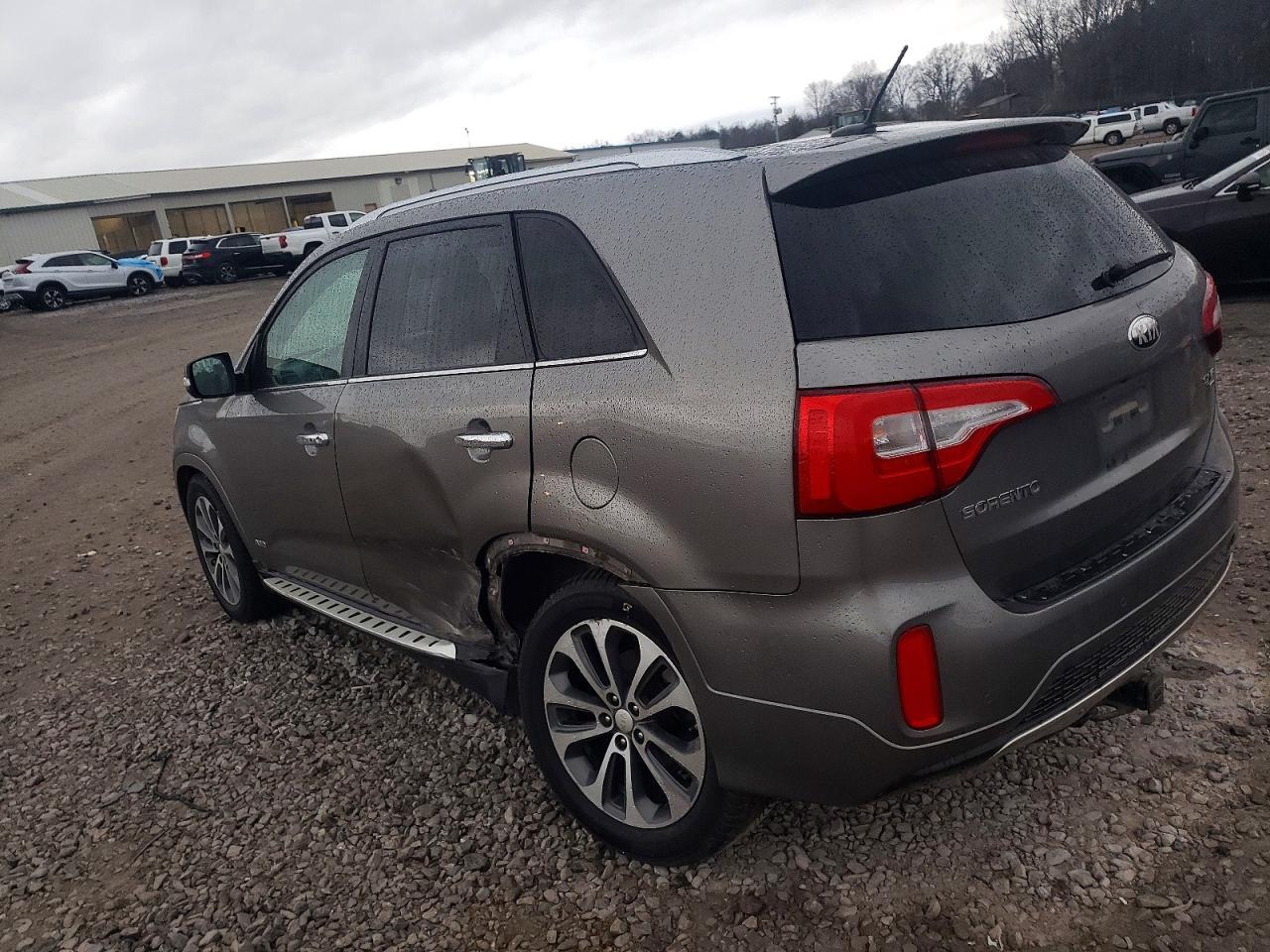 2014 KIA SORENTO