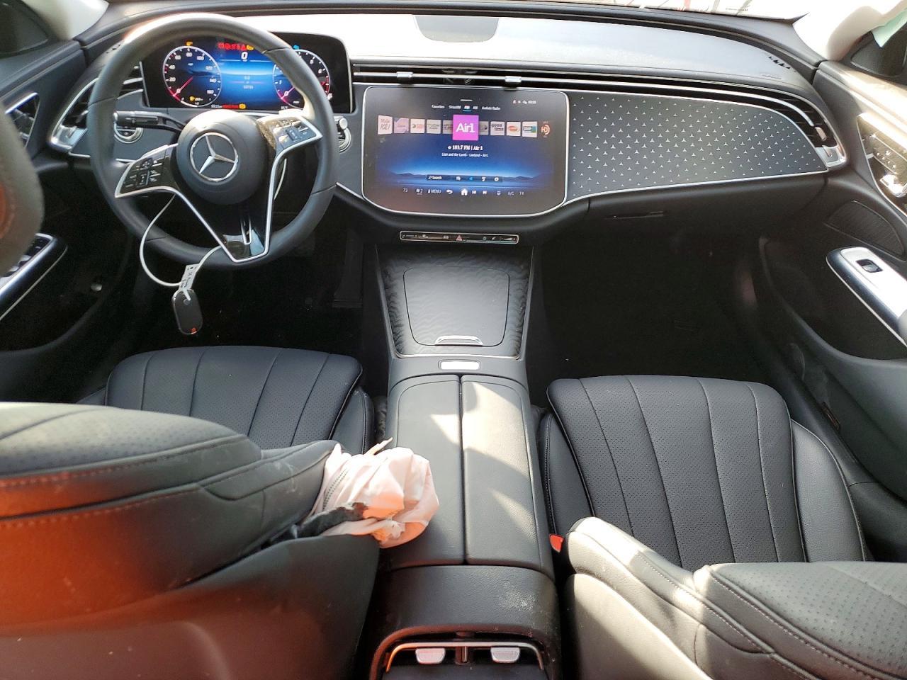 2025 MERCEDES-BENZ E-Class