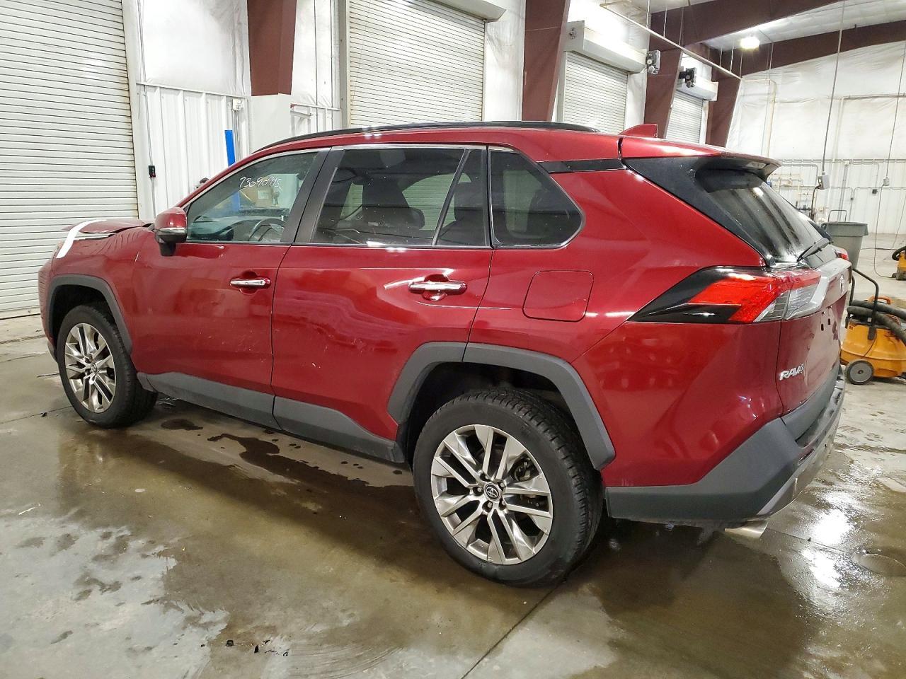 2020 TOYOTA RAV4