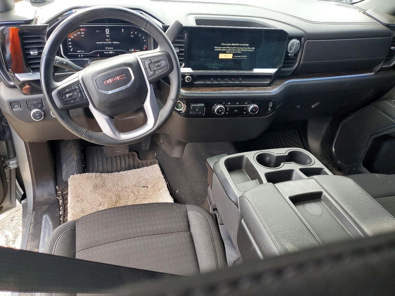 2024 GMC Sierra