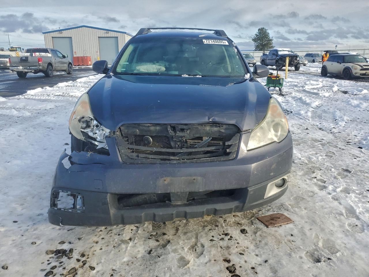2010 SUBARU Outback