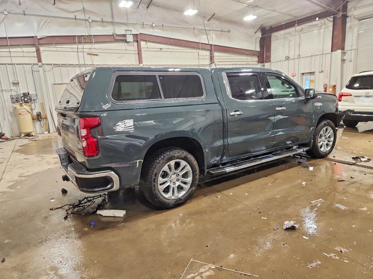 2025 CHEVROLET Silverado