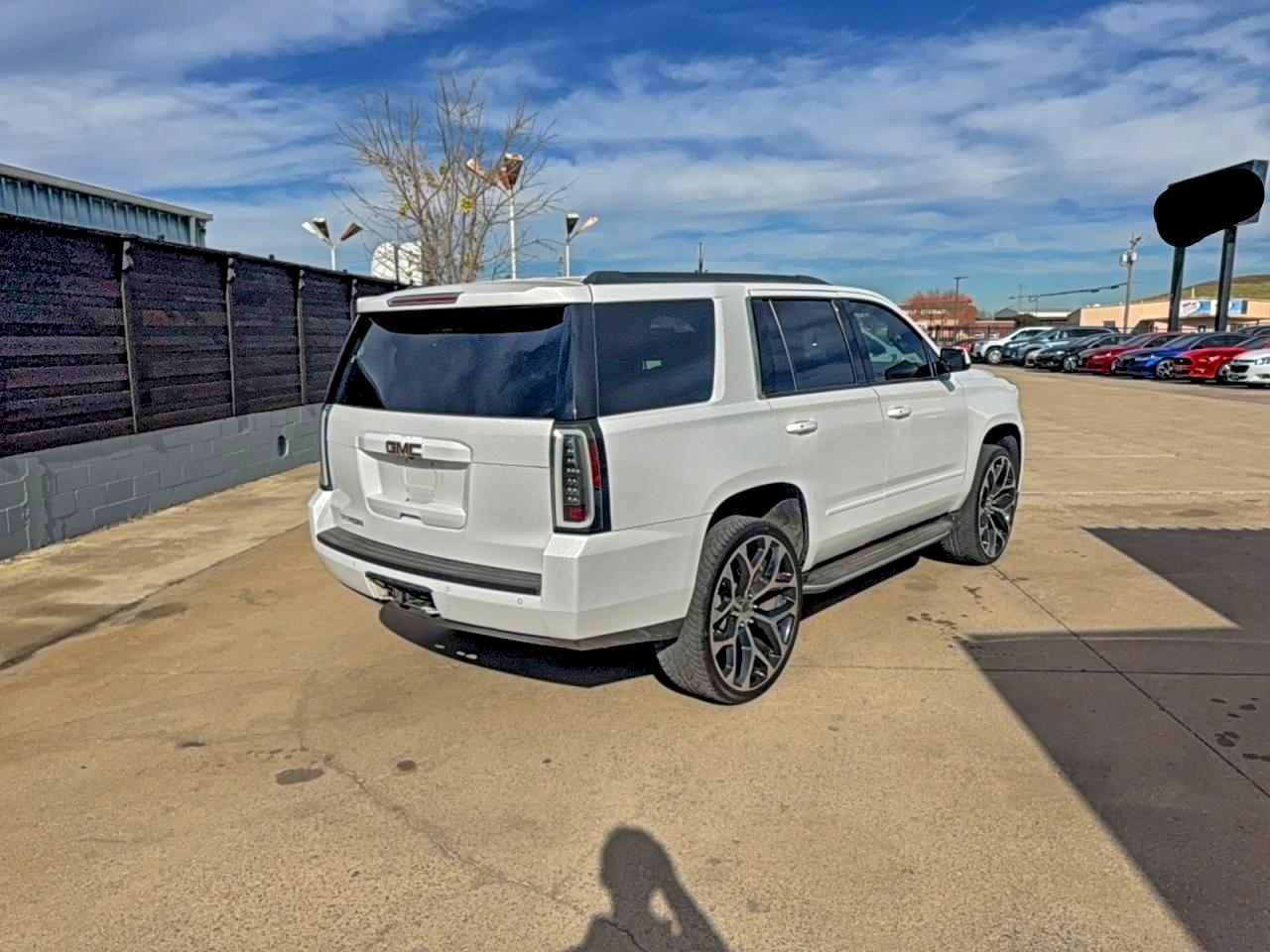 2017 GMC Yukon