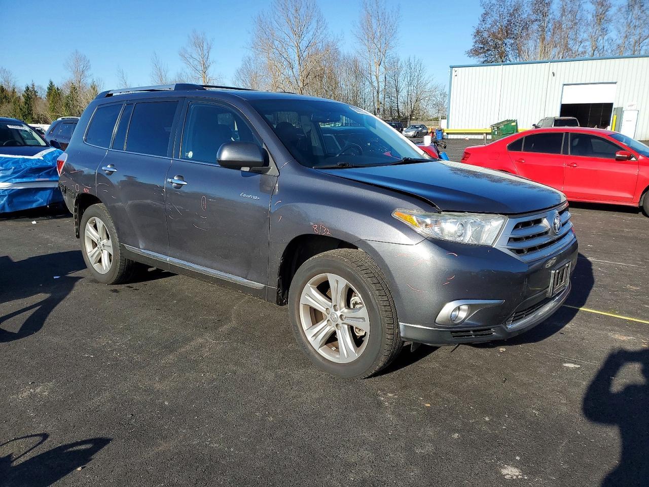 2011 TOYOTA HIGHLANDER