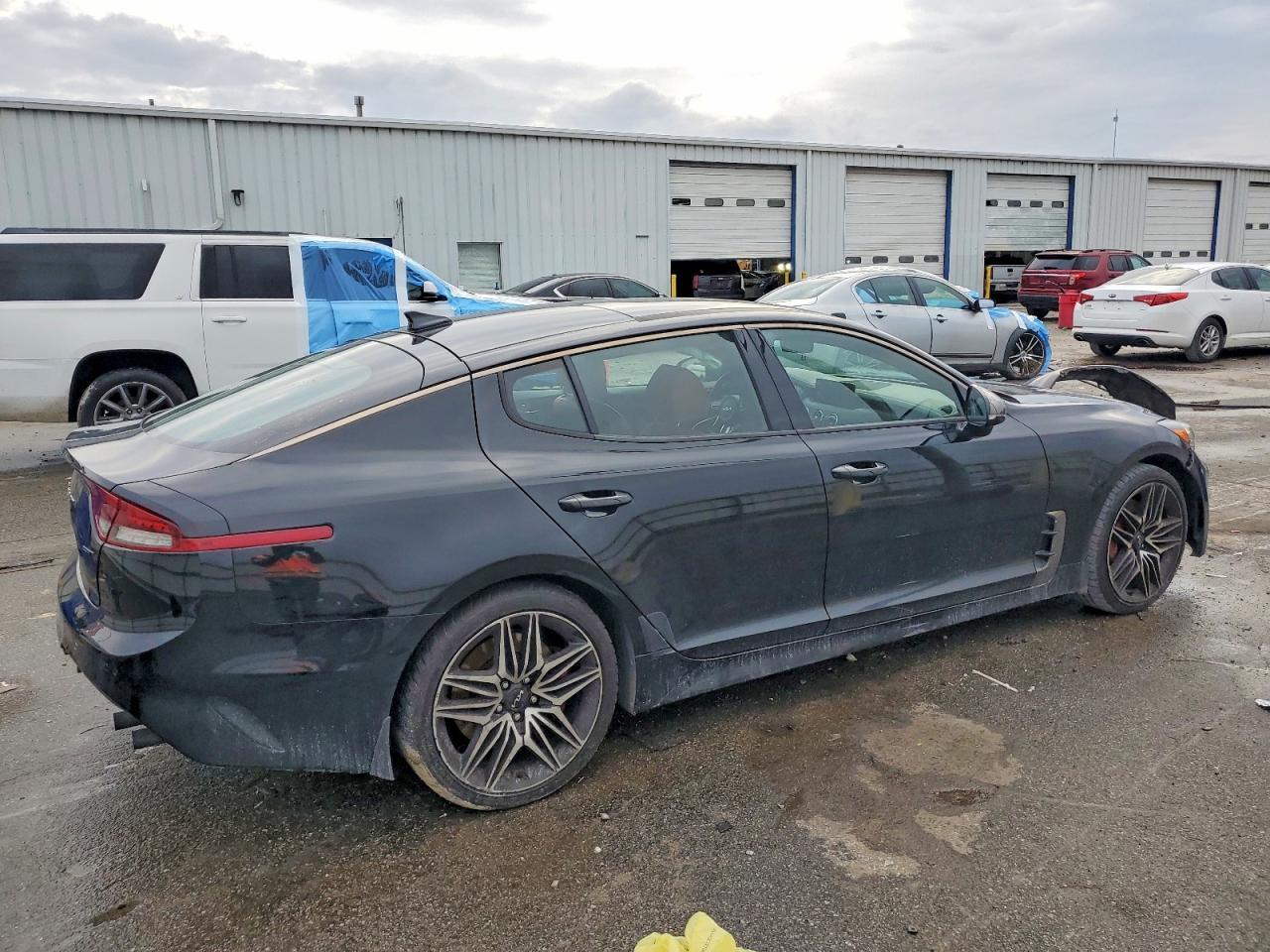 2022 KIA Stinger